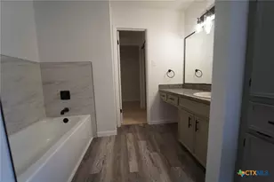 202 Beechwood, Victoria, TX 77901 - Photo 15