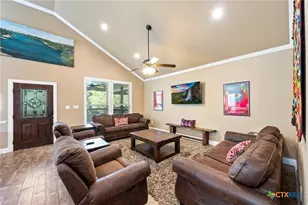 198 River Villas Ct, New Braunfels, TX 78132 - Photo 7