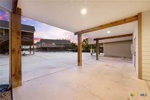 198 River Villas Ct, New Braunfels, TX 78132 - Photo 25