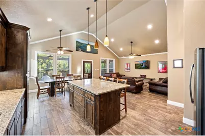 198 River Villas Court, New Braunfels, TX 78132 - Photo 9