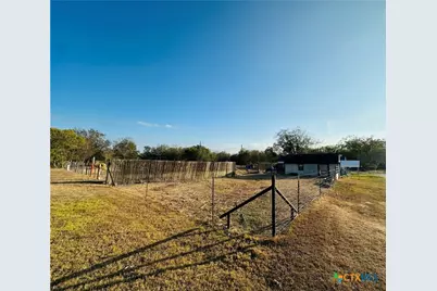 13249 US Highway 87, Westhoff, TX 77994 - Photo 7
