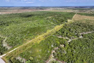 516 Co Rd 302, Port Lavaca, TX 77979 - Photo 7