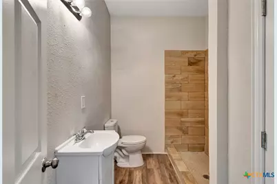 103 5th Street, Seadrift, TX 77983 - Photo 15