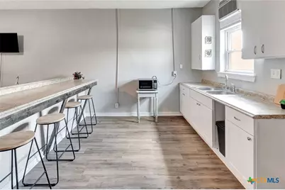 103 5th Street, Seadrift, TX 77983 - Photo 3