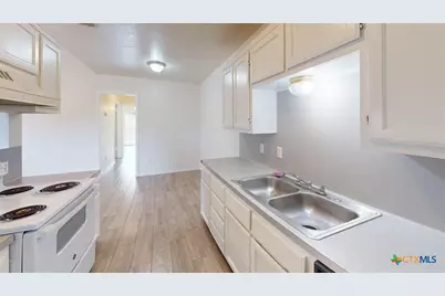 802 Hackberry Street #A, Copperas Cove, TX 76522 - Photo 9