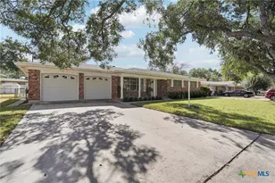 2205 S 53rd St, Temple, TX 76504 - Photo 3