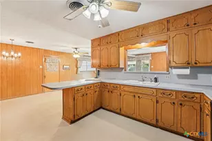 2205 S 53rd St, Temple, TX 76504 - Photo 13