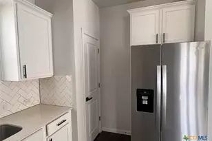 1228 Esplanade Pkwy, San Marcos, TX 78666 - Photo 11