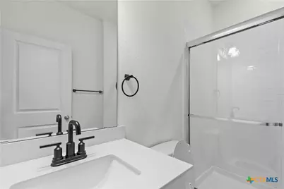 430 Line Of Fire Way, Jarrell, TX 76537 - Photo 17