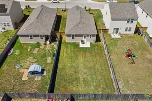 430 Line of Fire Way, Jarrell, TX 76537 - Photo 27