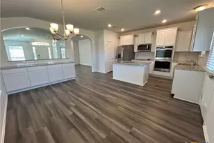 311 Paddock Ln, Killeen, TX 76542 - Photo 7