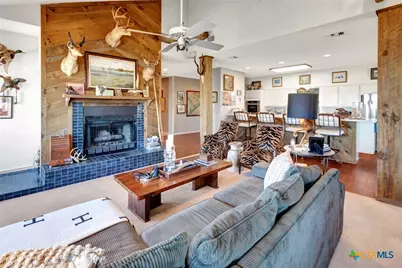 106 E Adams Avenue, Port O'Connor, TX 77982 - Photo 9