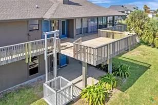 106 E Adams Ave, Port O'Connor, TX 77982 - Photo 33