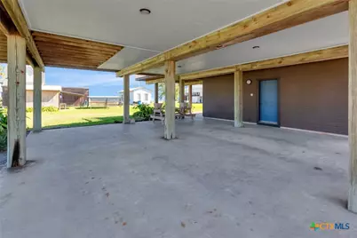 106 E Adams Avenue, Port O'Connor, TX 77982 - Photo 37