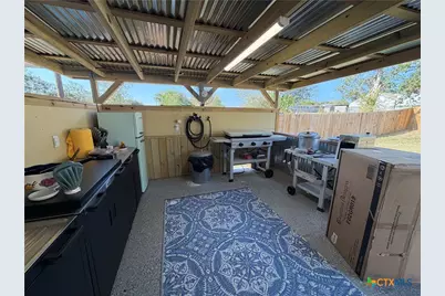 1116 S 2nd Street, Floresville, TX 78114 - Photo 27