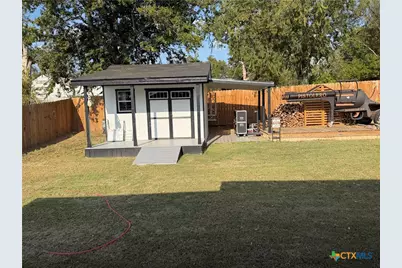 1116 S 2nd Street, Floresville, TX 78114 - Photo 33
