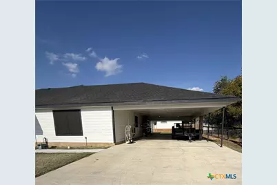 1116 S 2nd Street, Floresville, TX 78114 - Photo 3