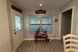 1116 S 2nd St, Floresville, TX 78114 - Photo 13