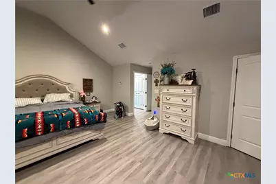 1116 S 2nd Street, Floresville, TX 78114 - Photo 17