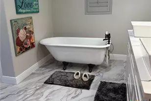 1116 S 2nd St, Floresville, TX 78114 - Photo 19