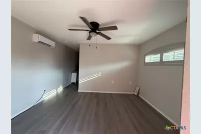 1116 S 2nd Street, Floresville, TX 78114 - Photo 29