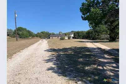 769 County Road 4804, Copperas Cove, TX 76522 - Photo 3