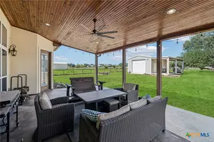 2259 Deer Run Ridge, New Braunfels, TX 78132 - Photo 15