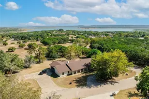 3300 Birchwood Dr, Harker Heights, TX 76548 - Photo 3