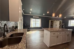 1526 Black Kettle Trl, Temple, TX 76502 - Photo 13