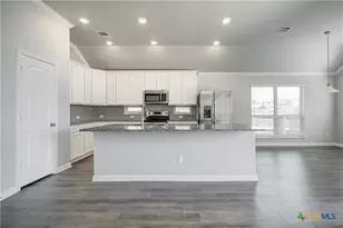 1203 Amber Dawn Dr, Temple, TX 76502 - Photo 11