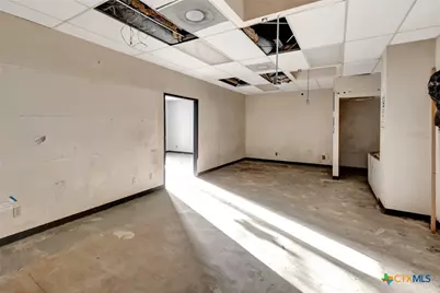 104 Teakwood Drive, Victoria, TX 77901 - Photo 11