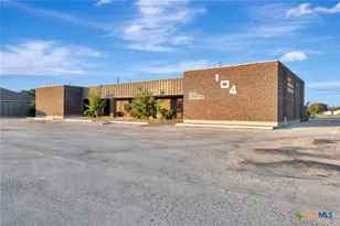 104 Teakwood Dr, Victoria, TX 77901 - Photo 1