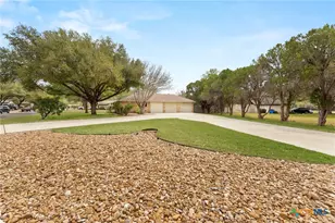 1633 Willow Ln, Seguin, TX 78155 - Photo 31