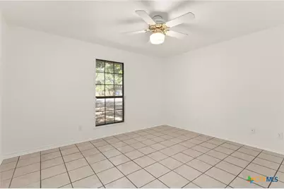 1633 Willow Lane, Seguin, TX 78155 - Photo 21