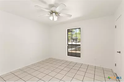 1633 Willow Lane, Seguin, TX 78155 - Photo 17