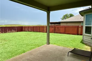 942 Pumpkin Rdg, New Braunfels, TX 78130 - Photo 17