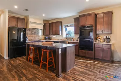 3590 Chuckwagon Road, Luling, TX 78648 - Photo 7