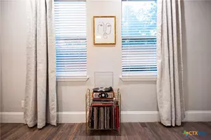 315 Sandmeyer St, San Antonio, TX 78208 - Photo 17