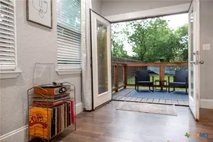 315 Sandmeyer St, San Antonio, TX 78208 - Photo 23