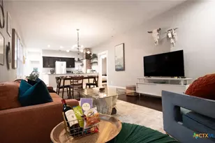 315 Sandmeyer St, San Antonio, TX 78208 - Photo 5