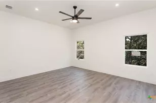 664 Rolling Hills Dr, Canyon Lake, TX 78133 - Photo 11