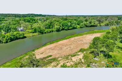 665 Sh 230 Loop, Smithville, TX 78957 - Photo 3