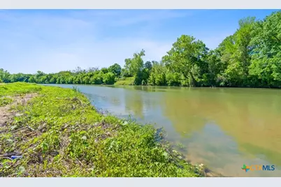 665 Sh 230 Loop, Smithville, TX 78957 - Photo 9