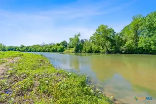 665 Sh 230 Loop, Smithville, TX 78957 - Photo 9