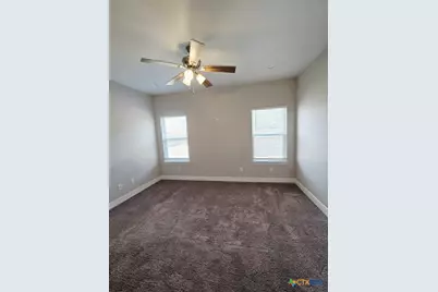 110 E Otto Street, Marion, TX 78124 - Photo 7