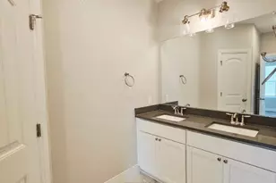 110 E Otto St, Marion, TX 78124 - Photo 9