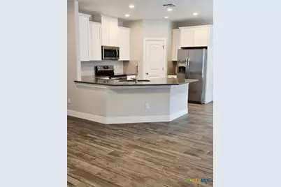 110 E Otto Street, Marion, TX 78124 - Photo 3