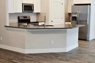 110 E Otto St, Marion, TX 78124 - Photo 3