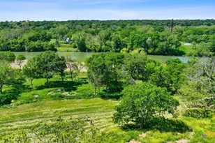 663 Sh 230 Loop, Smithville, TX 78957 - Photo 15