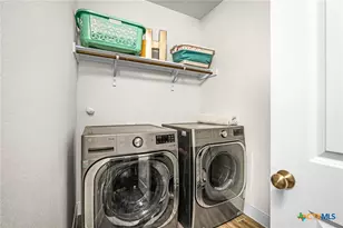 2263 Bluewood St, New Braunfels, TX 78132 - Photo 19